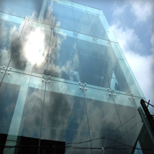 Mặt Dựng Kính Cường lực tại HCM